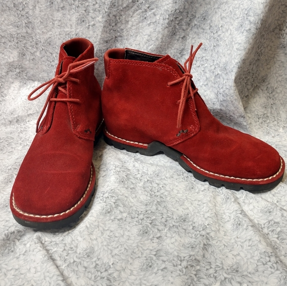 Cole Haan Shoes - Cole Haan Country waterproof red lace up boot 5.5